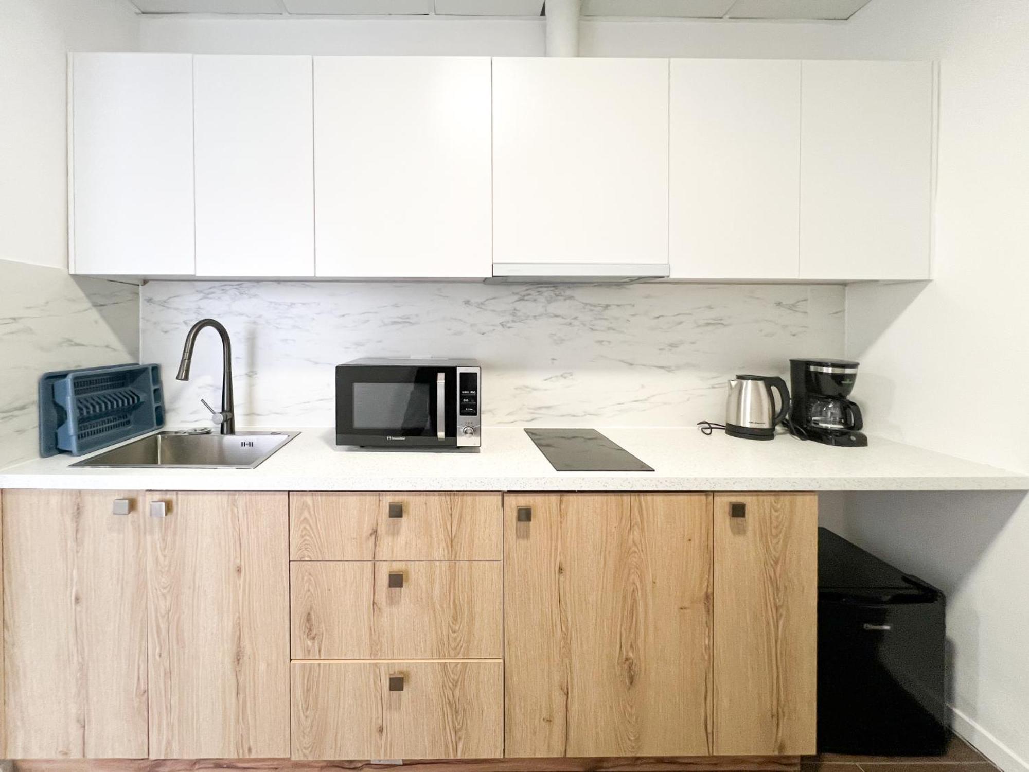 Anhome K11 Serviced Apartments Plus Atenas Exterior foto